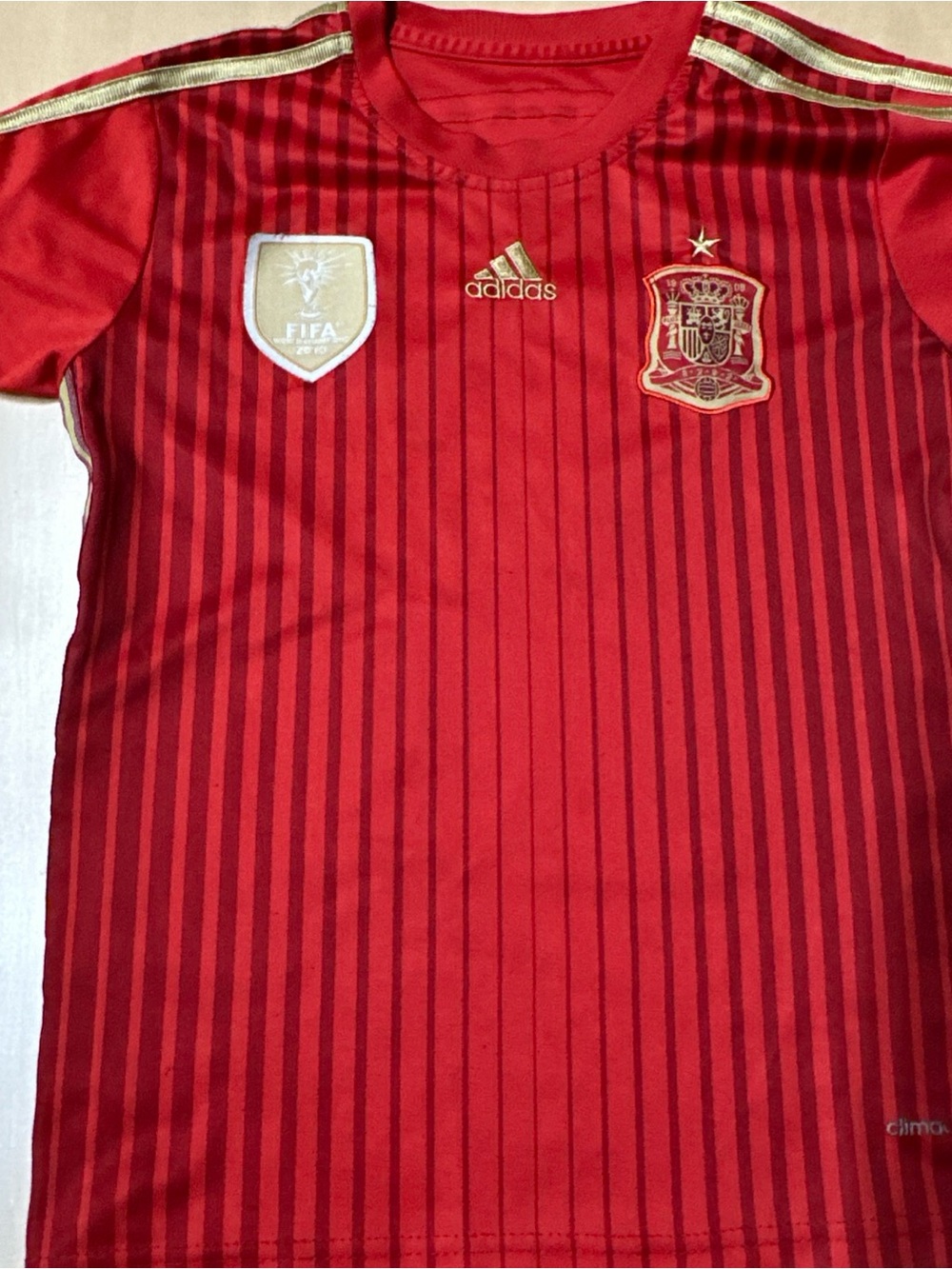 adidas Red Spain National Team Soccer Shirt with Gold Accents - Picture 4 of 7